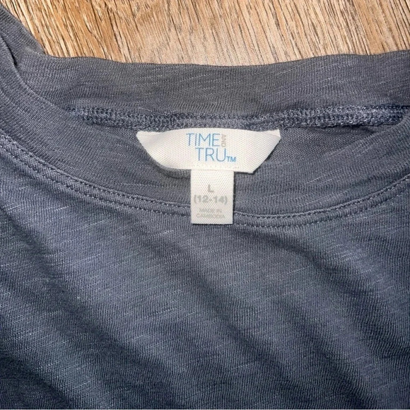 Bubble 3/4 Sleeve Top - Picture 3 of 8